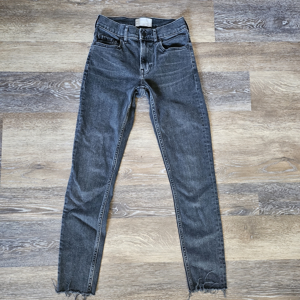 Everlane Women's Black Charcoal Skinny Jeans Size 24 Raw Hem